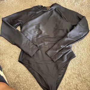 J.Crew Active longsleeve ribbed one piece bathing suit rashguard black (8)